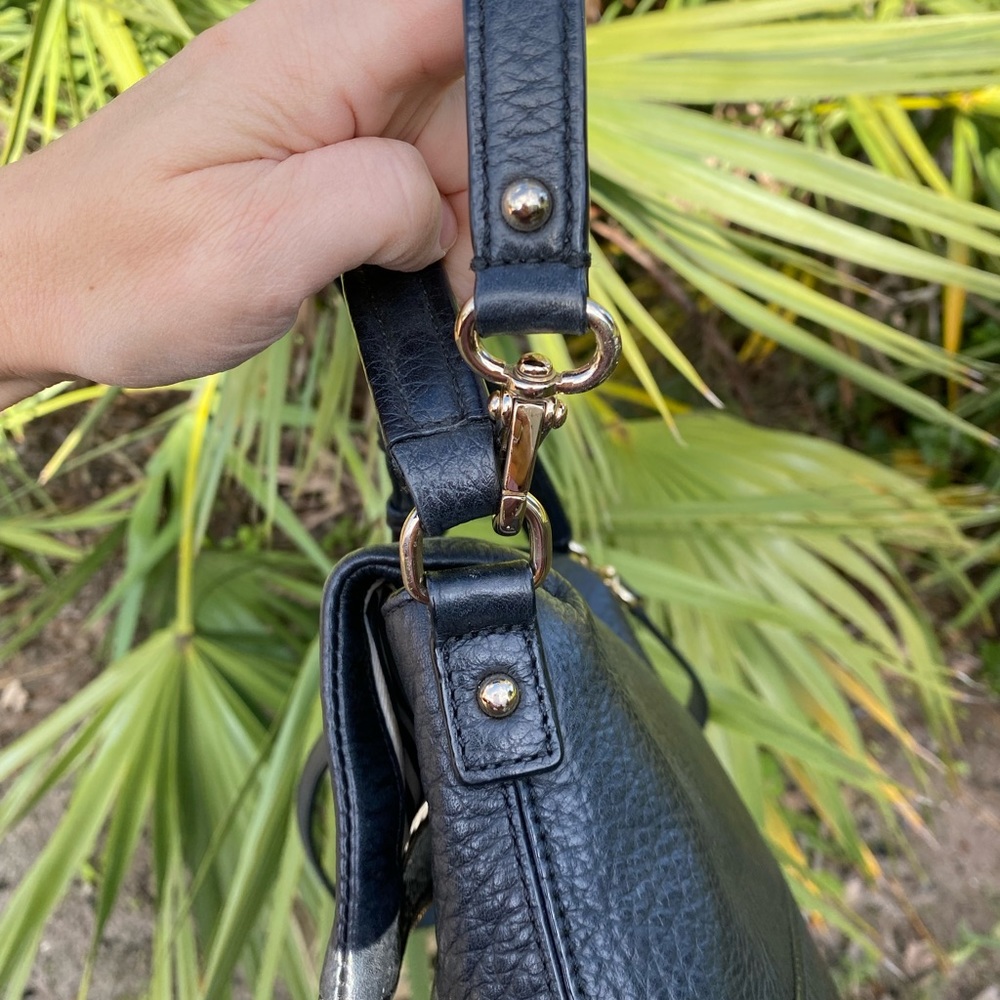 • Kate Spade • Black pebbled Leather Crossbody Removable Strap - Picture 7 of 9